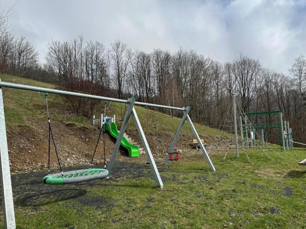 Rodinny Apartman Bratrouchov Semily Buitenkant foto